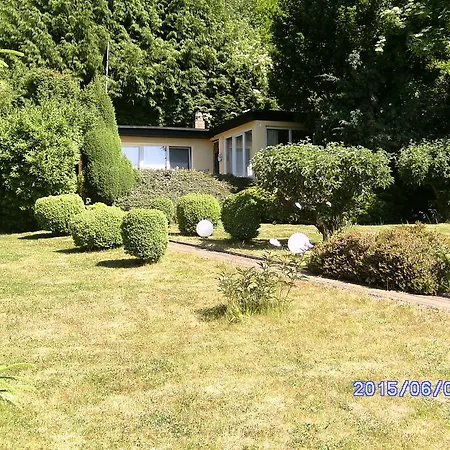 Ferienbungalow Mit Seeblick