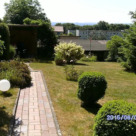 Ferienbungalow Mit Seeblick 萨斯尼茨