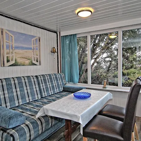 Ferienbungalow Mit Seeblick 萨斯尼茨
